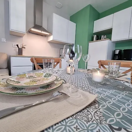 Charmante Maison 50 M² Avec Terrasse Et Parking - Inclus, Proche Cambrai Et Activites Nautiques - Fr-1-510-202 *