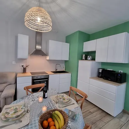 Charmante Maison 50 M² Avec Terrasse Et Parking - Inclus, Proche Cambrai Et Activites Nautiques - Fr-1-510-202 Holiday home Iwuy