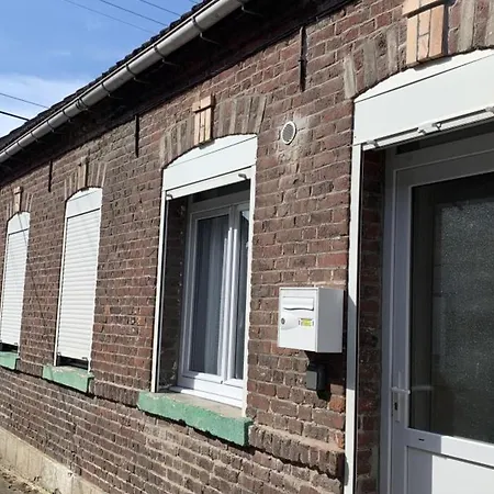 Charmante Maison 50 M² Avec Terrasse Et Parking - Inclus, Proche Cambrai Et Activités Nautiques - Fr-1-510-202 * Iwuy